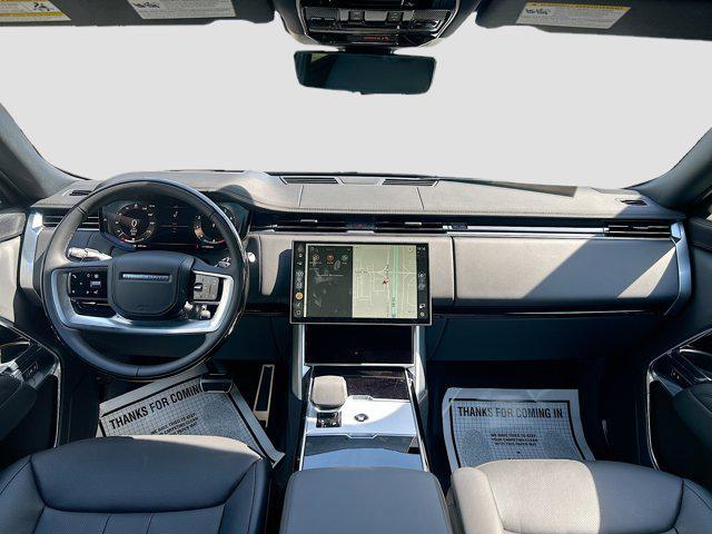 Photo of 2025 Santorini Black Metallic Land Rover Range Rover