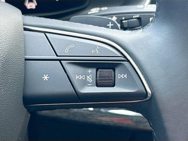 Photo of 2024 Mythos Black Metallic Audi Q7