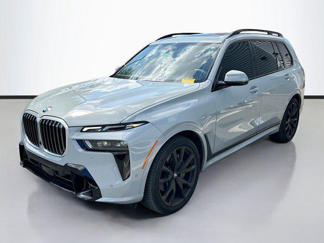 2025 BMW X7