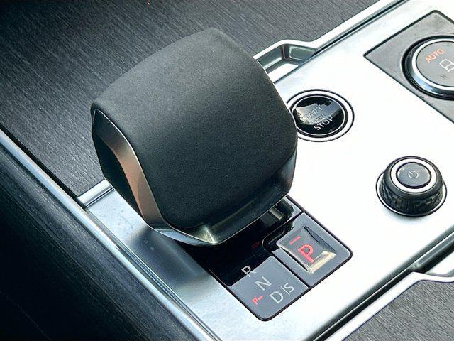 Photo of 2023 Fuji White Land Rover Range Rover
