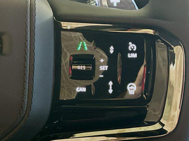 Photo of 2025 SV BESPOKE MATC Land Rover Range Rover Sport