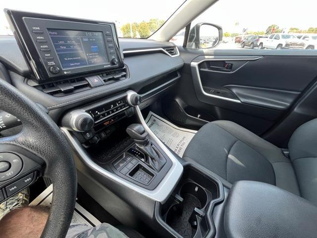 Photo of 2022 White Toyota RAV4