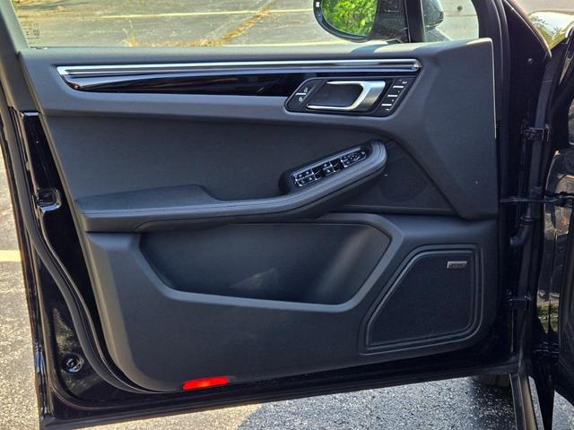 Photo of 2025 Black Porsche Macan
