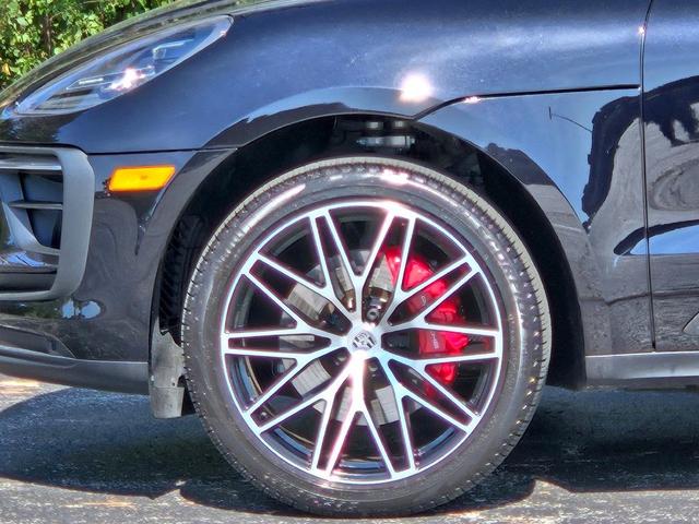 Photo of 2025 Black Porsche Macan