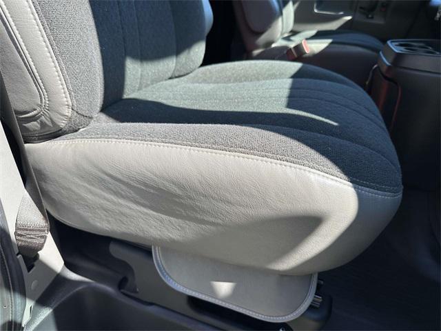 Photo of 2022 Summit White Chevrolet Express 2500