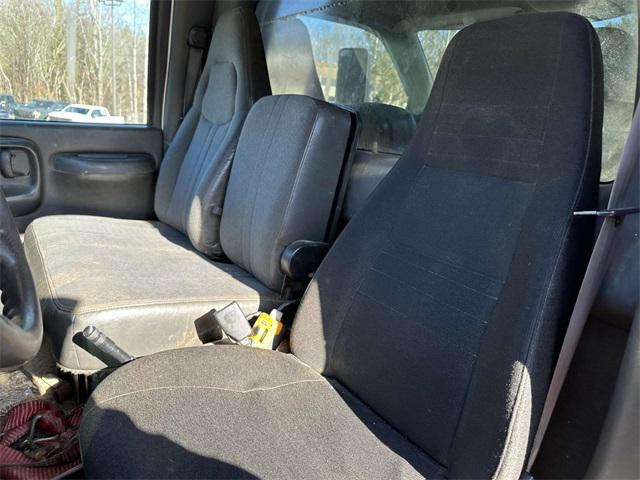 Photo of 2006 Red Chevrolet Silverado 1500