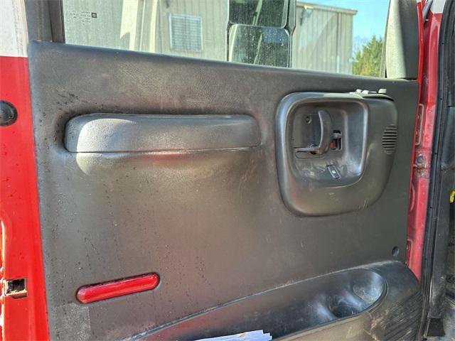 Photo of 2006 Red Chevrolet Silverado 1500