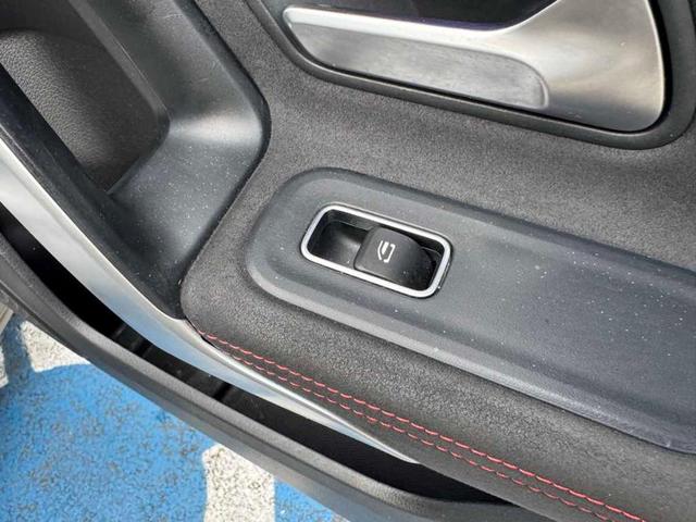 Photo of 2019 Mojave Silver Metallic Mercedes-Benz A-Class