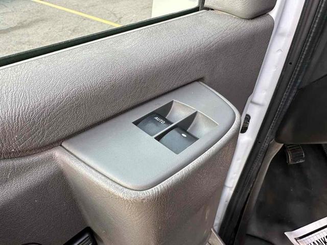 Photo of 2019 Summit White Chevrolet Express 2500
