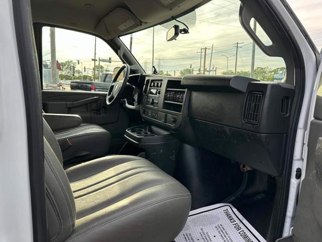 Photo of 2019 Summit White Chevrolet Express 2500