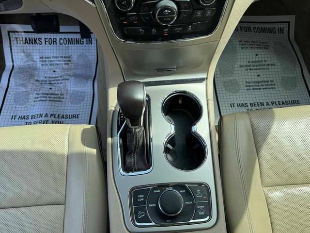 Photo of 2017 Luxury Brown Pearlcoat Jeep Grand Cherokee