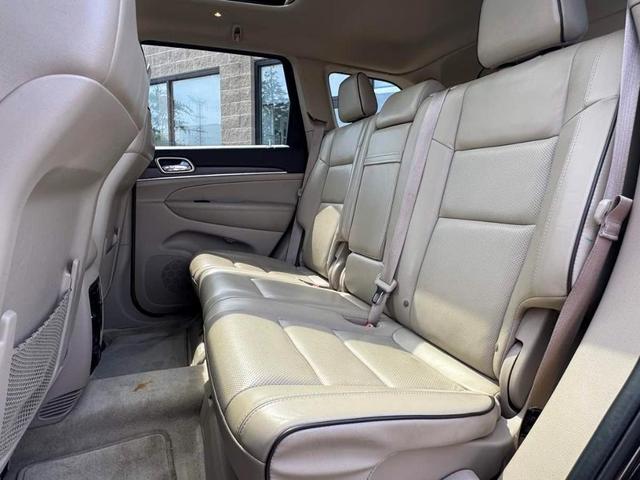 Photo of 2017 Luxury Brown Pearlcoat Jeep Grand Cherokee