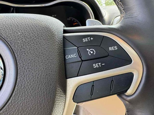 Photo of 2017 Luxury Brown Pearlcoat Jeep Grand Cherokee