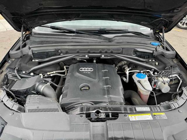 Photo of 2017 Brilliant Black Audi Q5
