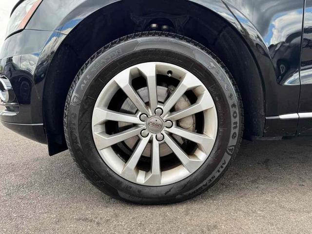 Photo of 2017 Brilliant Black Audi Q5