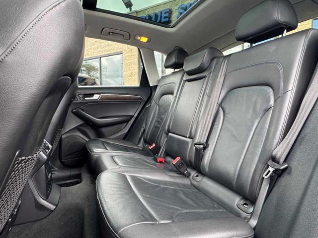 Photo of 2017 Brilliant Black Audi Q5