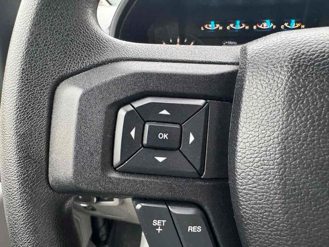 Photo of 2015 Oxford White Ford F-150