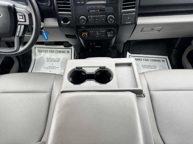 Photo of 2015 Oxford White Ford F-150