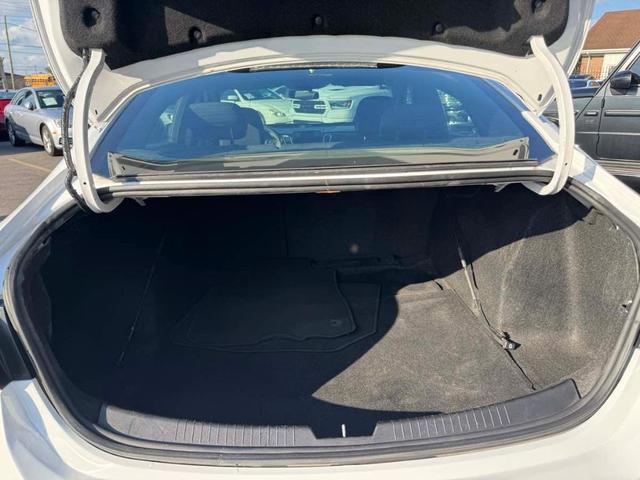 Photo of 2020 Summit White Chevrolet Malibu