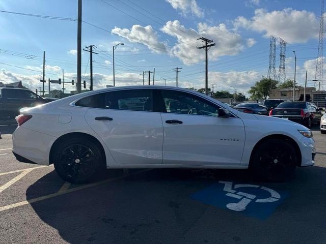 Photo of 2020 Summit White Chevrolet Malibu