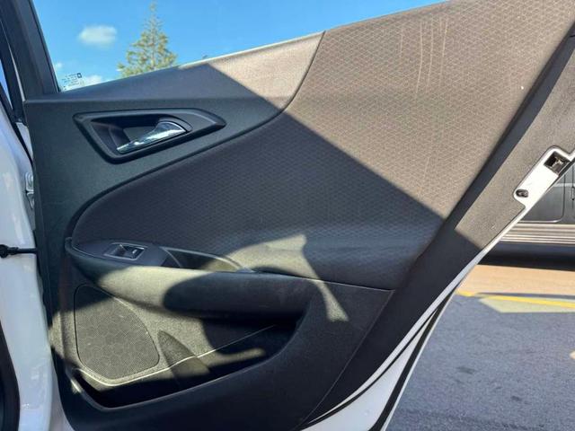 Photo of 2020 Summit White Chevrolet Malibu