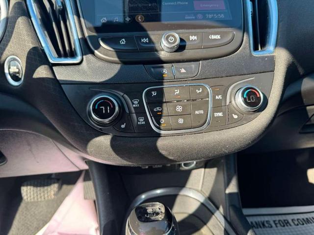 Photo of 2020 Summit White Chevrolet Malibu
