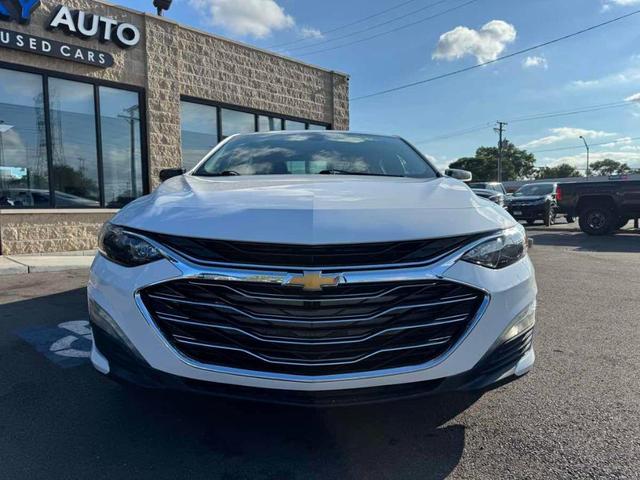 Photo of 2020 Summit White Chevrolet Malibu