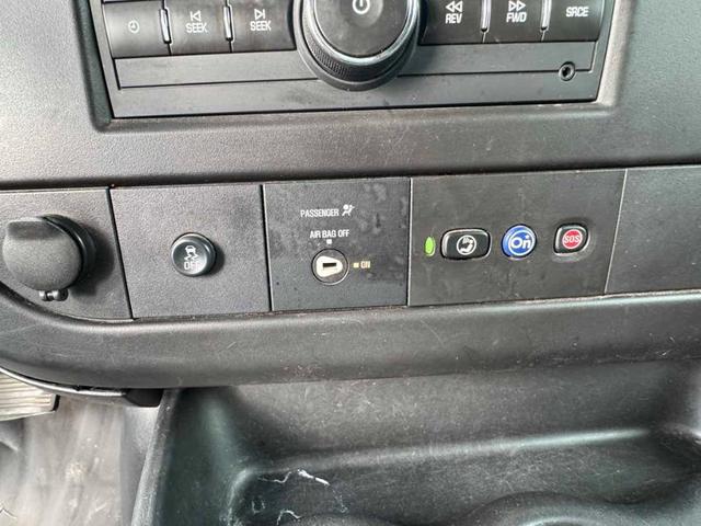 Photo of 2012 Summit White Chevrolet Express 2500