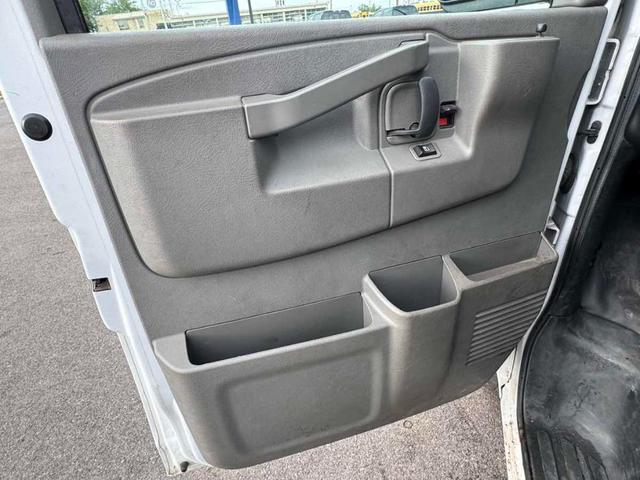 Photo of 2012 Summit White Chevrolet Express 2500