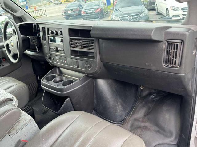 Photo of 2012 Summit White Chevrolet Express 2500