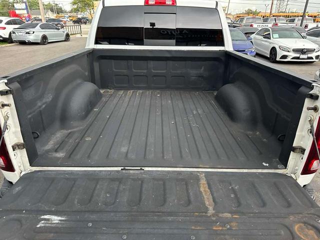 Photo of 2016 Bright White RAM 1500