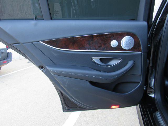 Photo of 2019 Black Mercedes-Benz E-Class