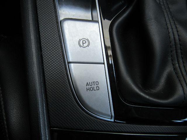 Photo of 2024 Ecotronic Gray Hyundai ELANTRA