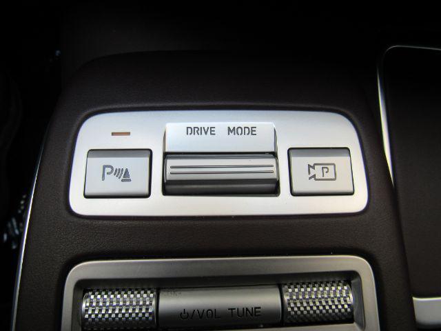 Photo of 2022 Himalayan Gray Genesis GV70
