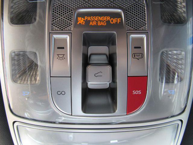 Photo of 2022 Himalayan Gray Genesis GV70