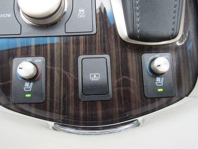 Photo of 2013 Nebula Gray Pearl Lexus LS 460
