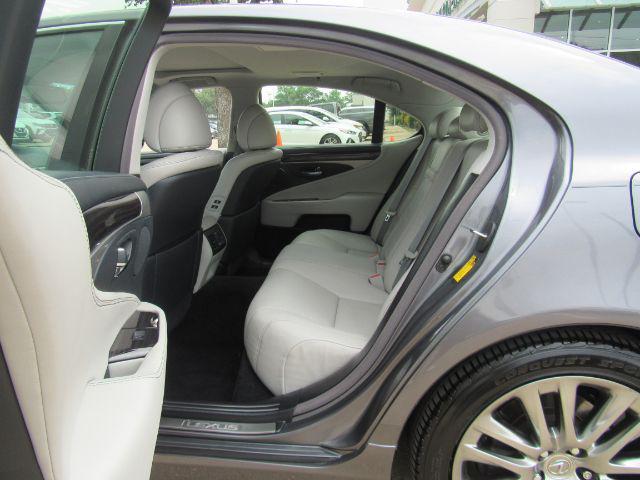 Photo of 2013 Nebula Gray Pearl Lexus LS 460