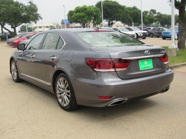 Photo of 2013 Nebula Gray Pearl Lexus LS 460