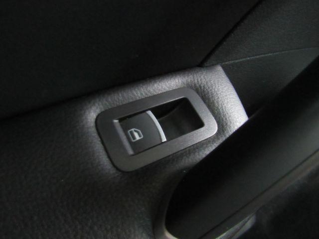 Photo of 2022 Deep Black Pearl Volkswagen Passat