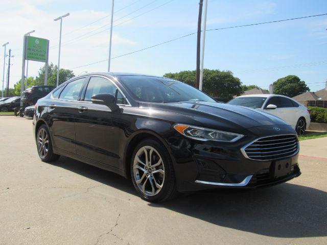 Photo of 2019 Agate Black Ford Fusion