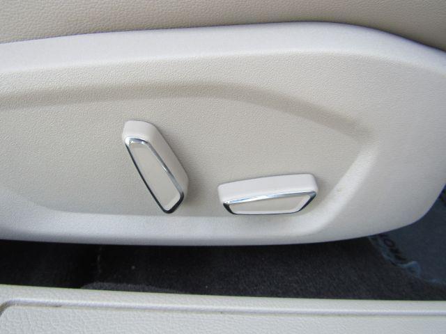 Photo of 2019 Agate Black Ford Fusion