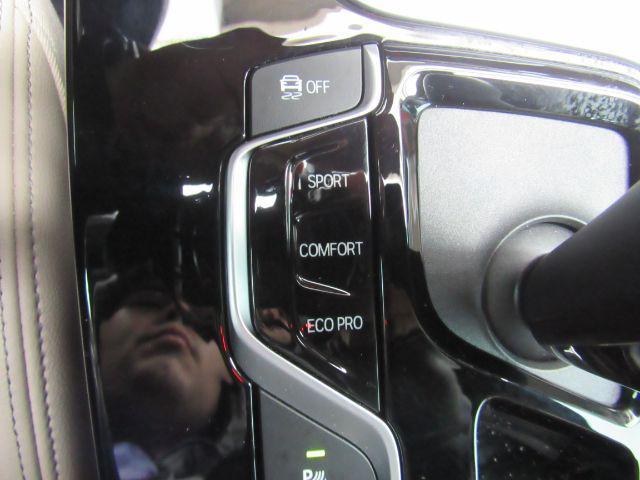 Photo of 2021 Mineral White Metallic BMW X3