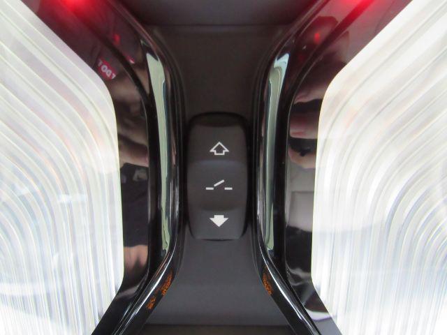 Photo of 2021 Mineral White Metallic BMW X3