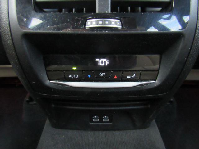 Photo of 2021 Mineral White Metallic BMW X3