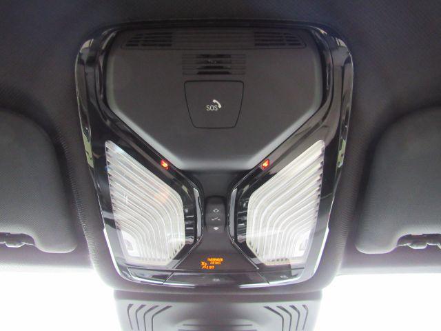 Photo of 2021 Mineral White Metallic BMW X3