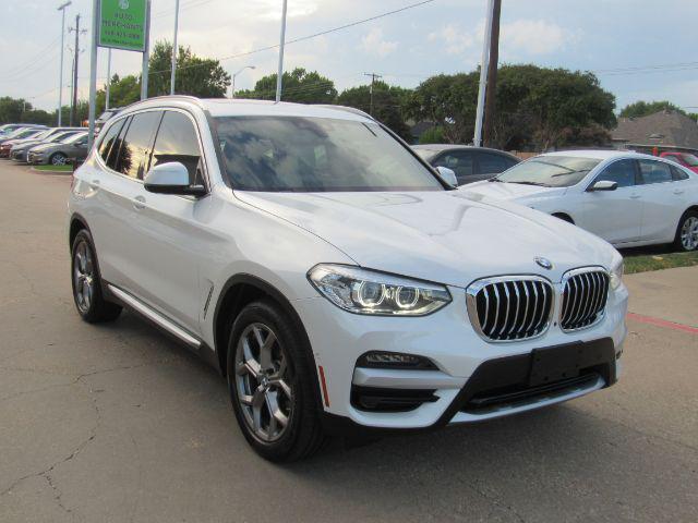 Photo of 2021 Mineral White Metallic BMW X3