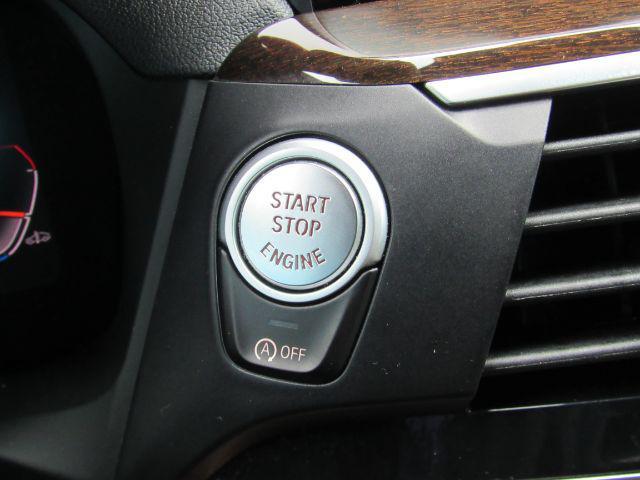 Photo of 2021 Mineral White Metallic BMW X3