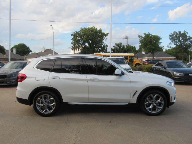 Photo of 2021 Mineral White Metallic BMW X3