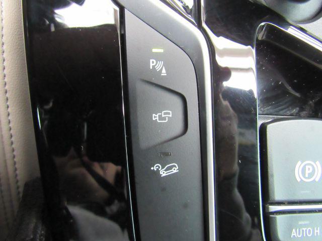 Photo of 2021 Mineral White Metallic BMW X3