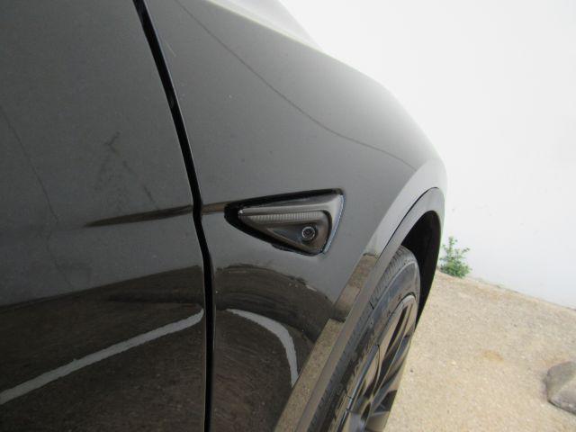 Photo of 2022 Solid Black Tesla Model Y